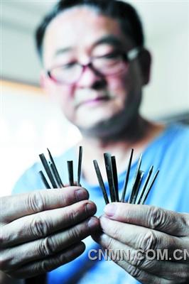 開槽的工具很多很復(fù)雜，各種槽刀的用途不同