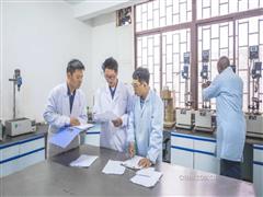 華剛礦業(yè)強化試驗攻關(guān)促生產(chǎn)